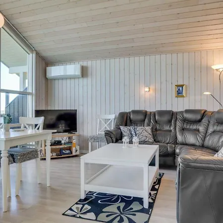 Holiday home Hubert - 150m From The Sea In Nw Jutland By Interhome