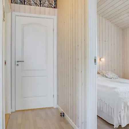 Hubert - 150m From The Sea By Interhome Semesterbostad