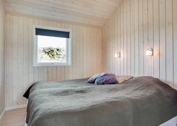 Hubert - 150m From The Sea By Interhome